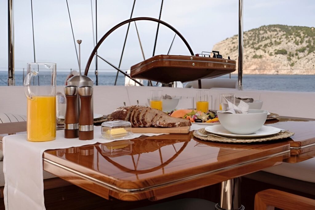 Breakfast Boat
