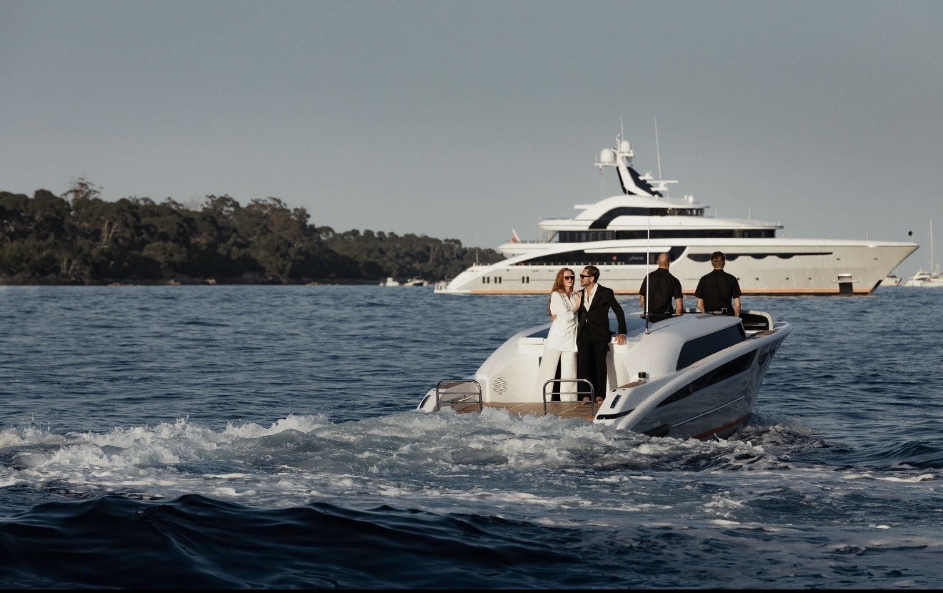 Luxury Private Yacht Charter Experiences